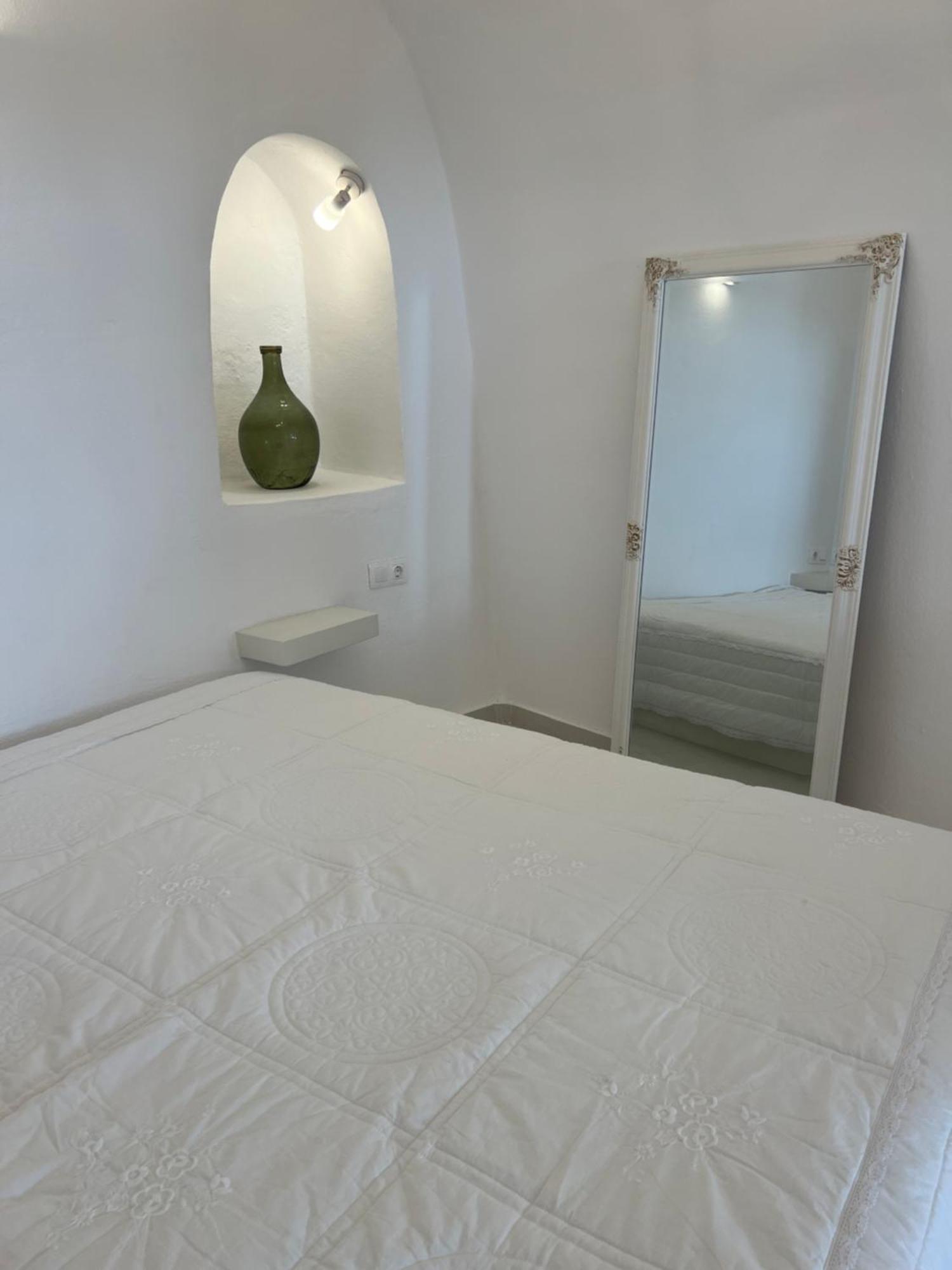 Cave Noelia Apartment Fira  Ngoại thất bức ảnh